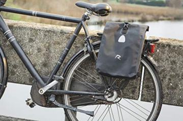 Rohtar Allround Series - Fahrradtasche - Fahrradrucksack - Gepäckträgertasche - Die ideale Reisetasche für Radfahrer - Verdeckte Gurte und Haken und voll wasserdichtes PVC-Gewebe - 18L Schwarz - 6